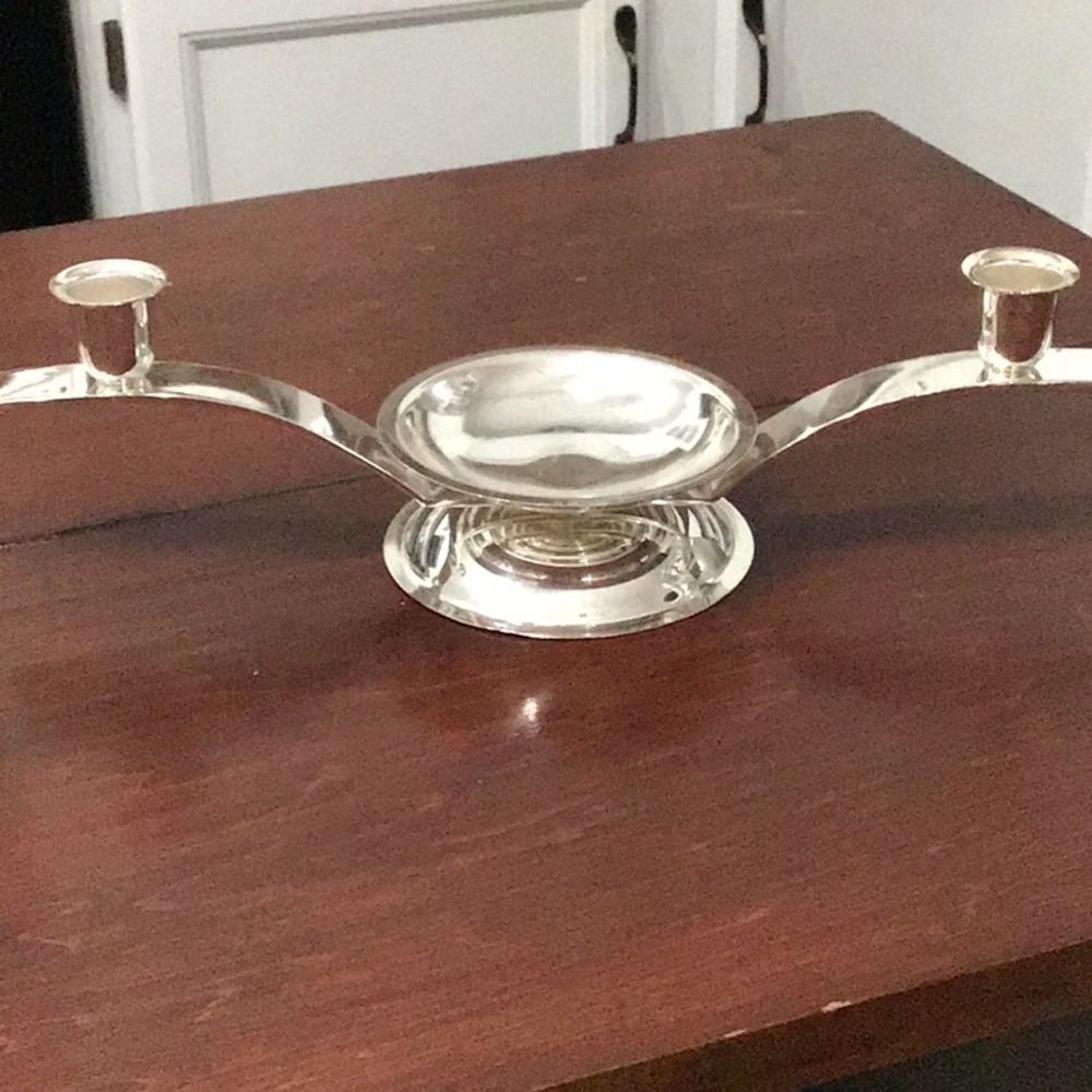 Beautiful metal/brass candle holder - Picture 7 of 7
